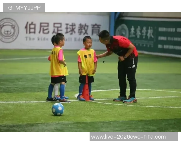 福州足球培训班助力青少年成长提升技术与团队合作能力